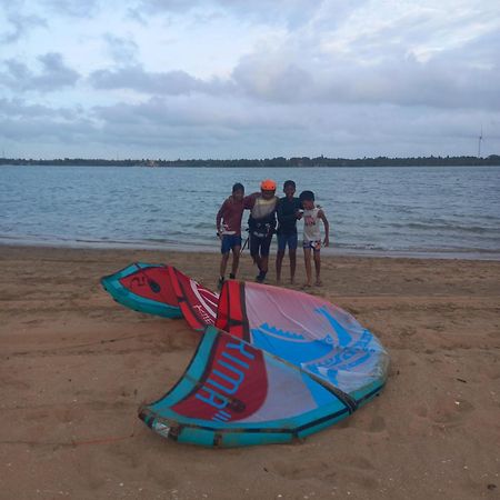 Red Coral Kitesurfing Resort Kalpitiya Luaran gambar