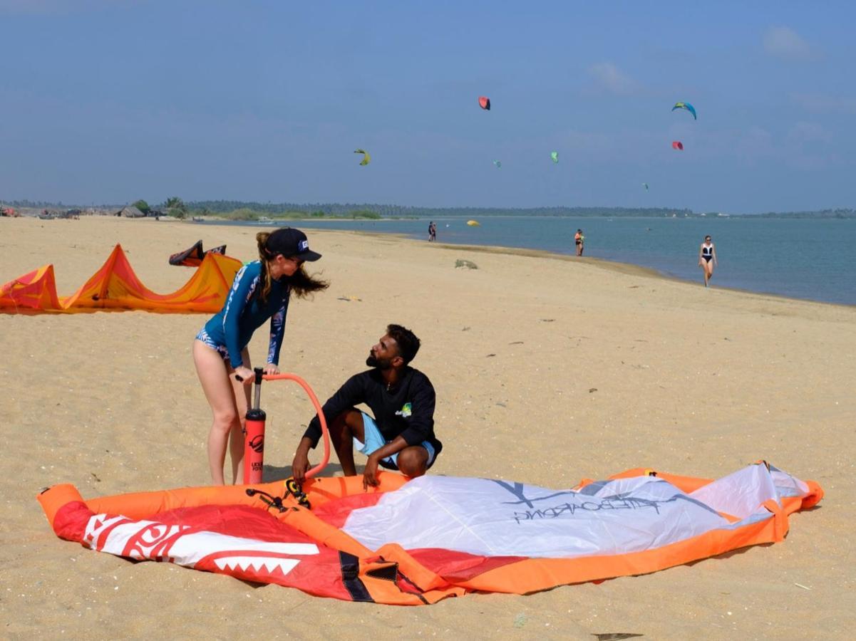 Red Coral Kitesurfing Resort Kalpitiya Luaran gambar