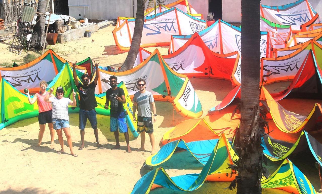 Red Coral Kitesurfing Resort Kalpitiya Luaran gambar